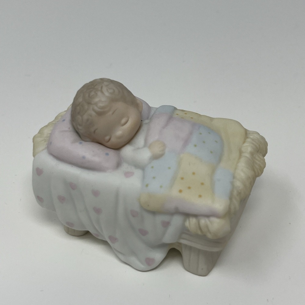 Precious Moments  Baby Jesus Figurine Nativity 104253 Come Let Us Adore Him